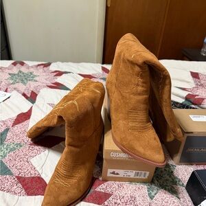 Elegant Tan Suede Heeled Boots